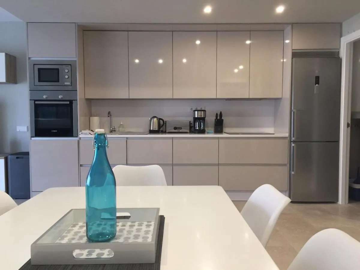 Modern Apartment With View To Gibraltar, Large Terrace And Jacuzzi Estepona Holiday home